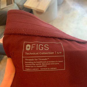 Figs Zamora™ Jogger Scrub Pants - Petite - Burgundy
